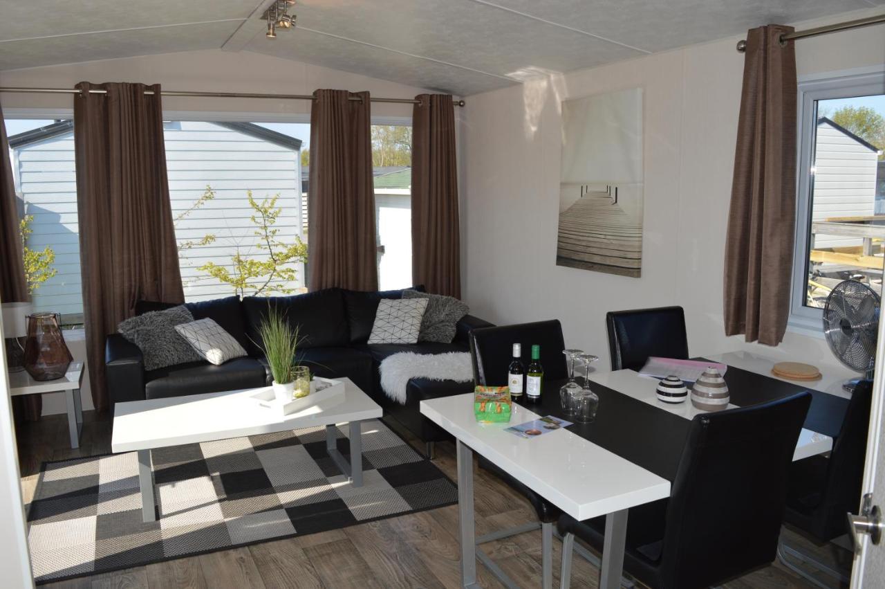 Vakantie Chalet Makkum Esterno foto