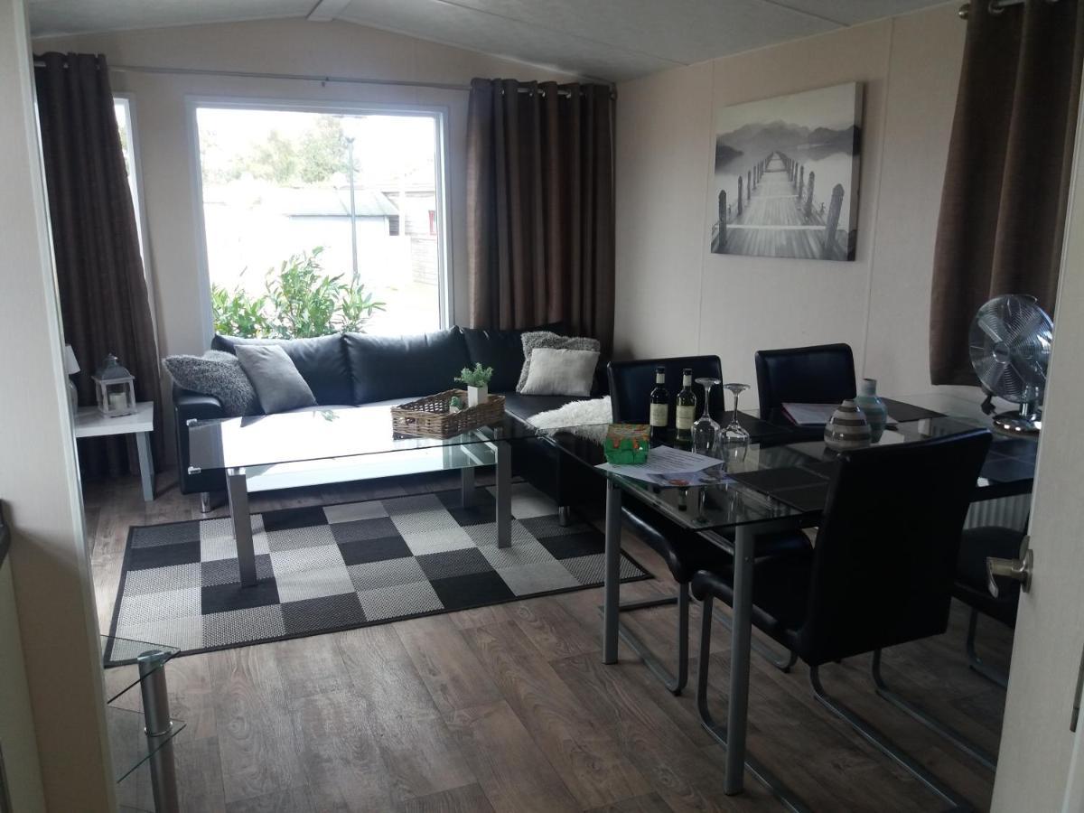 Vakantie Chalet Makkum Esterno foto