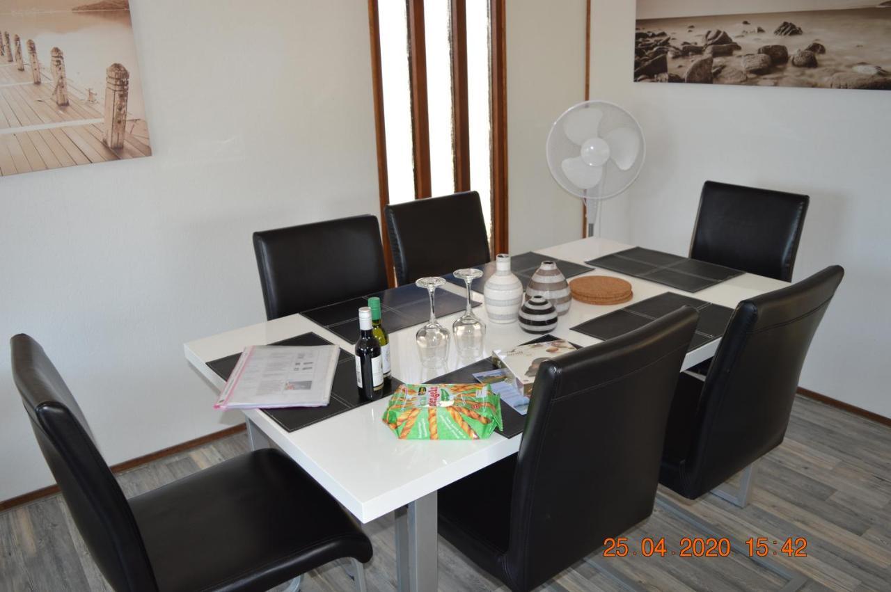 Vakantie Chalet Makkum Esterno foto