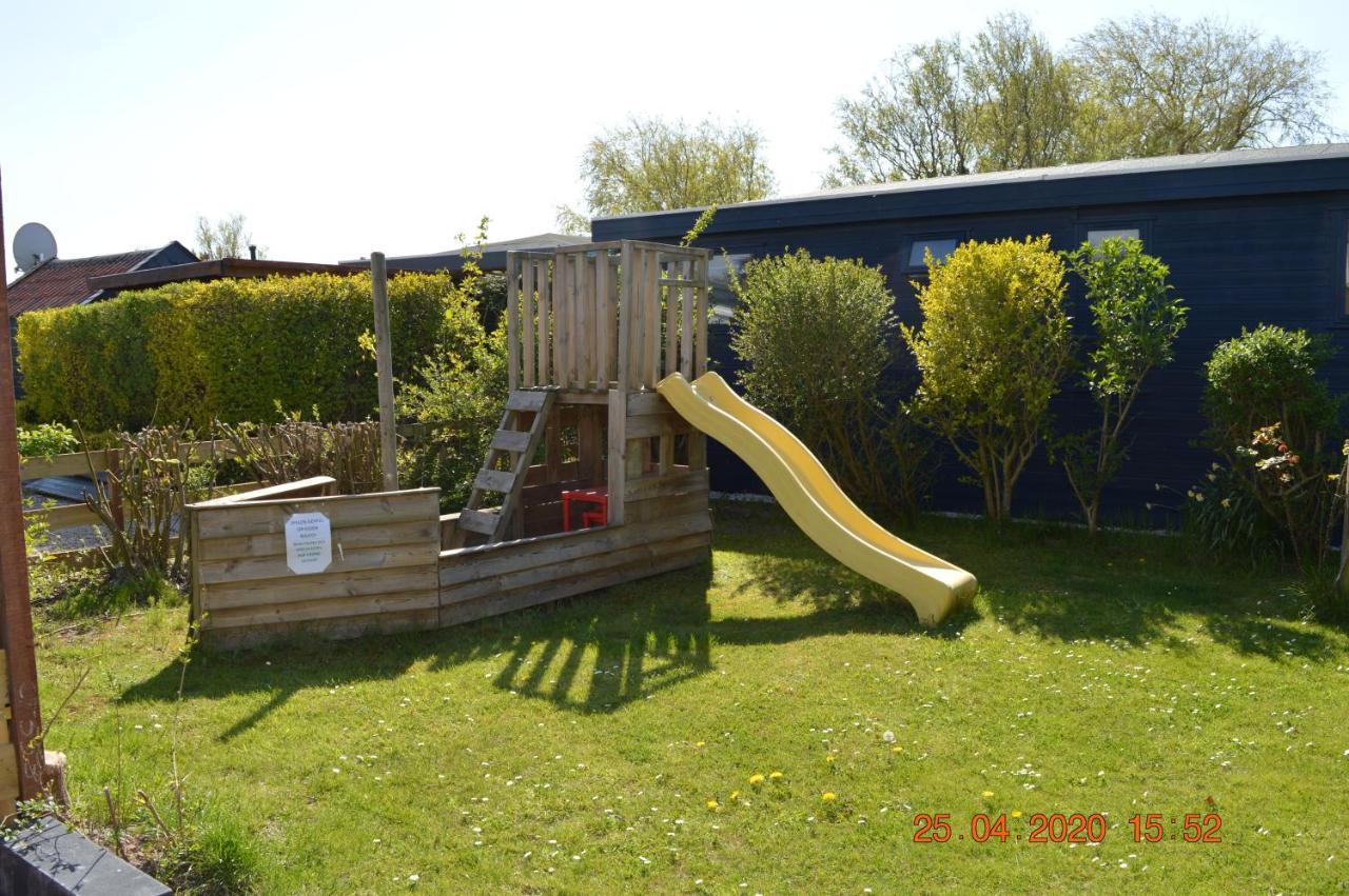 Vakantie Chalet Makkum Esterno foto