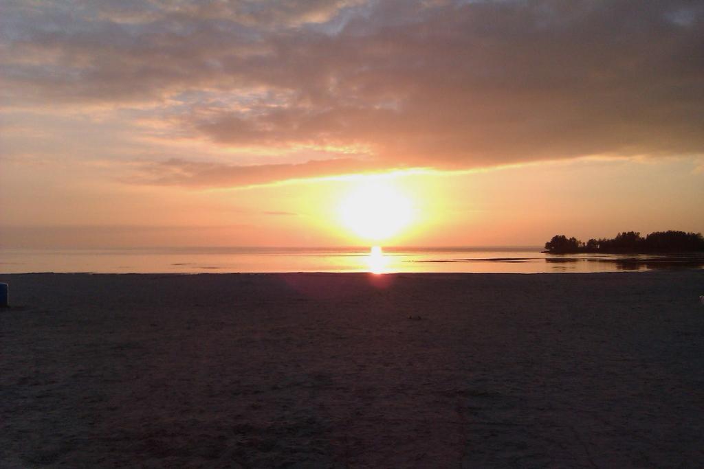 Vakantie Chalet Makkum Esterno foto